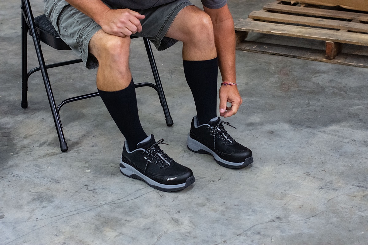 Plantar Fasciitis Socks Black Crew - Image 3